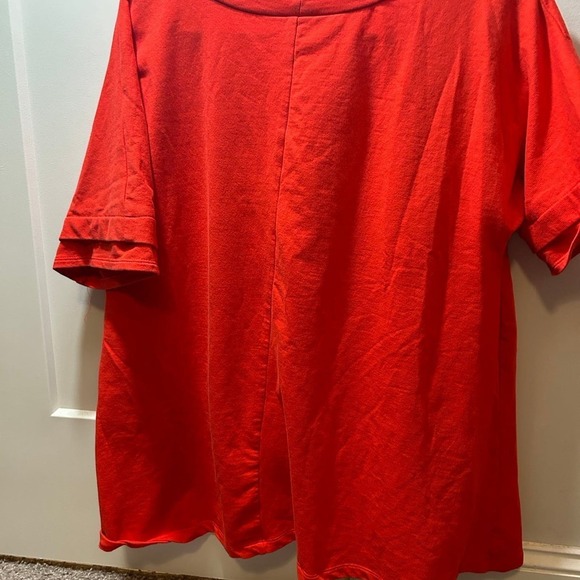 Top - Picture 3 of 3